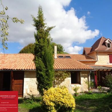 Maison 8 pièces 325500 €