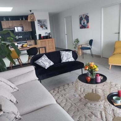 Appartement 4 pièces 1255 €