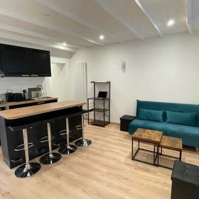 Appartement 2 pièces 1980 €