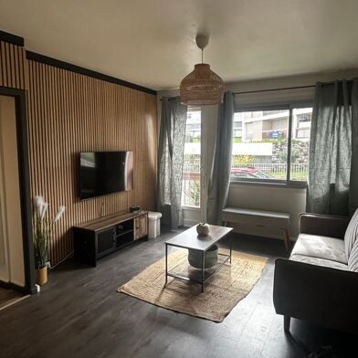 Appartement 3 pièces 920 €