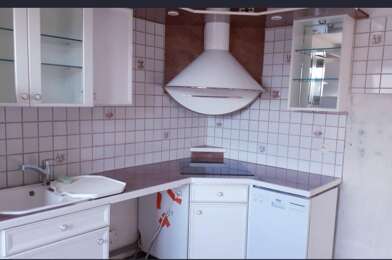 Appartement 4 pièces 930 €