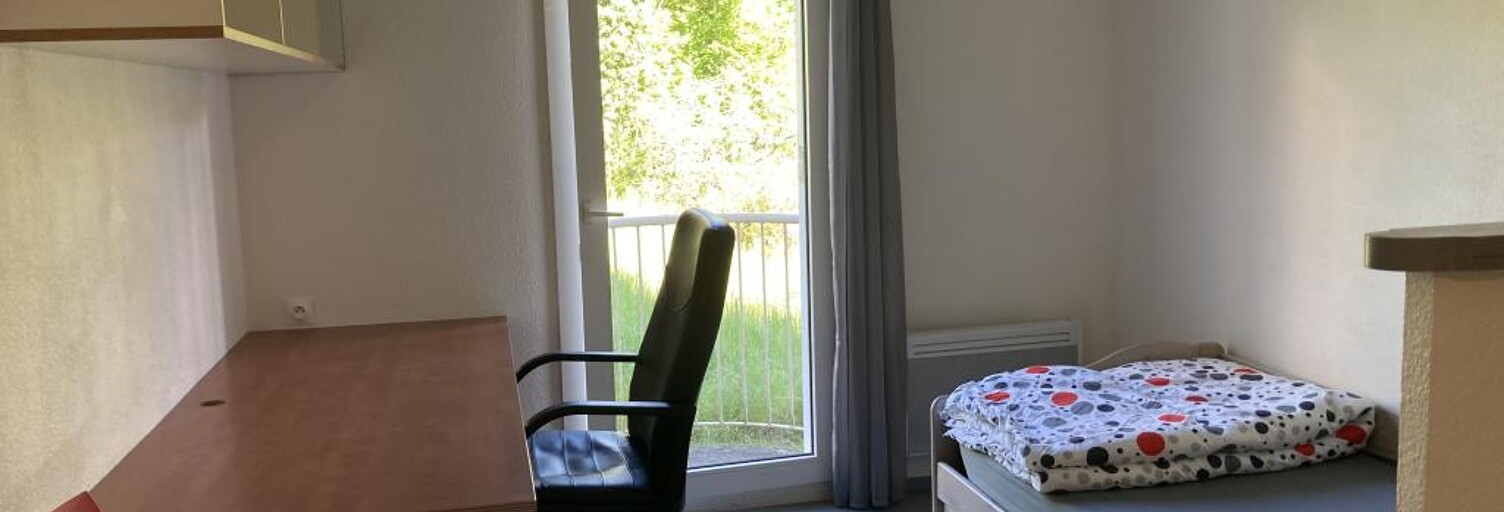 Appartement 1 Pièce 18 m² à louer à Jacob-Bellecombette (73000)