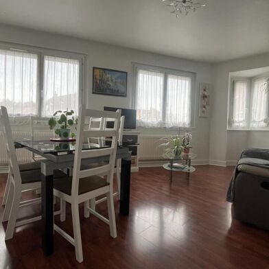 Appartement 6 pièces 207000 €