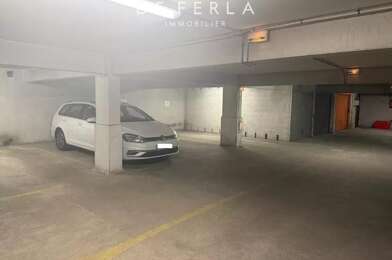 Garage  45000 €