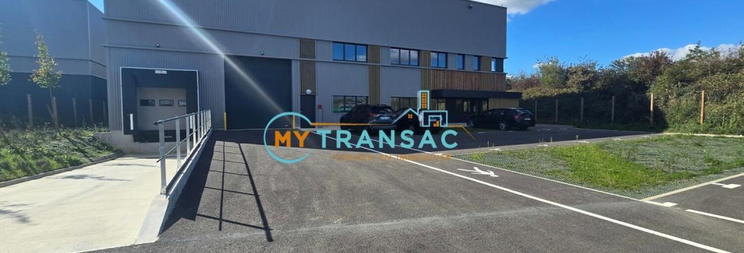 Local industriel  1675 m² à louer à Vaires-sur-Marne (77360)