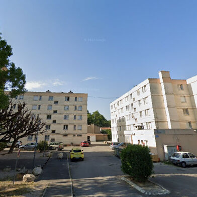 Appartement 3 pièces 596 €