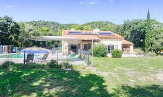 Maison 5 Pièces 220 m² à vendre à Vitrolles-en-Luberon (84240)