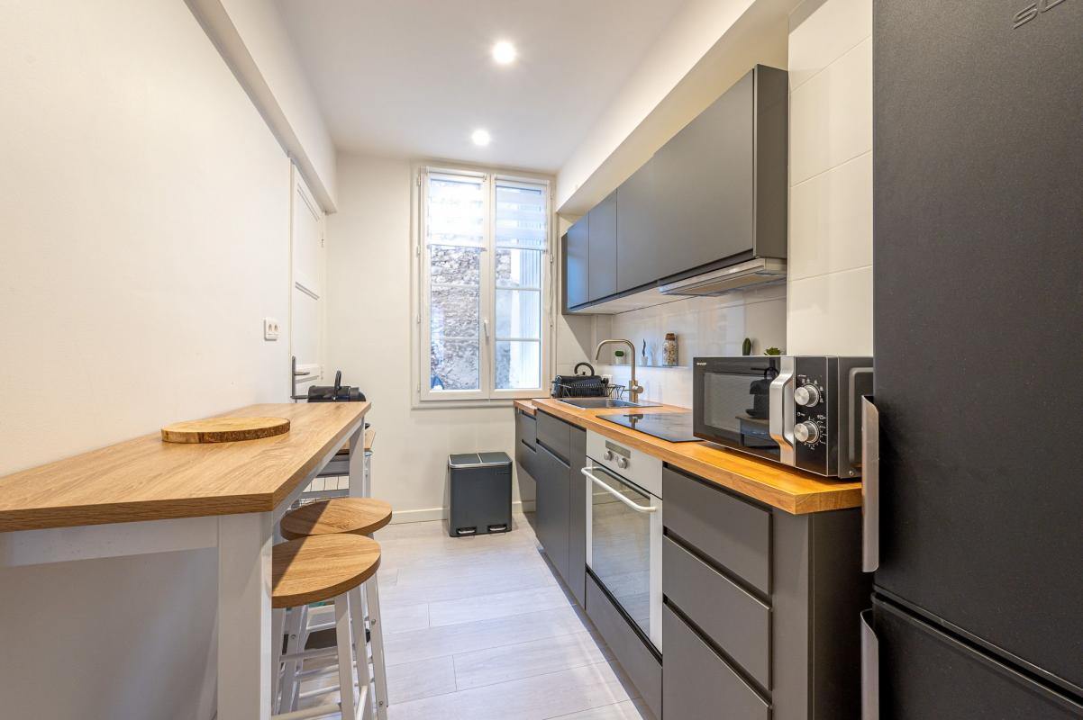 À louer appartement t3  meublé toulon mourillon cave