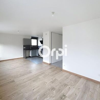 Appartement 3 pièces 785 €