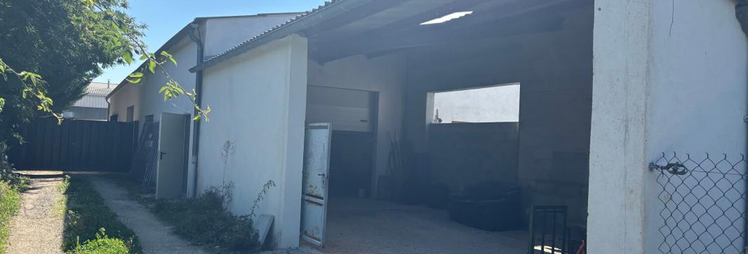 Commerce  112 m² à vendre à Champs-sur-Yonne (89290)