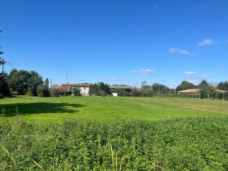 Terrain À Vendre — photo 1