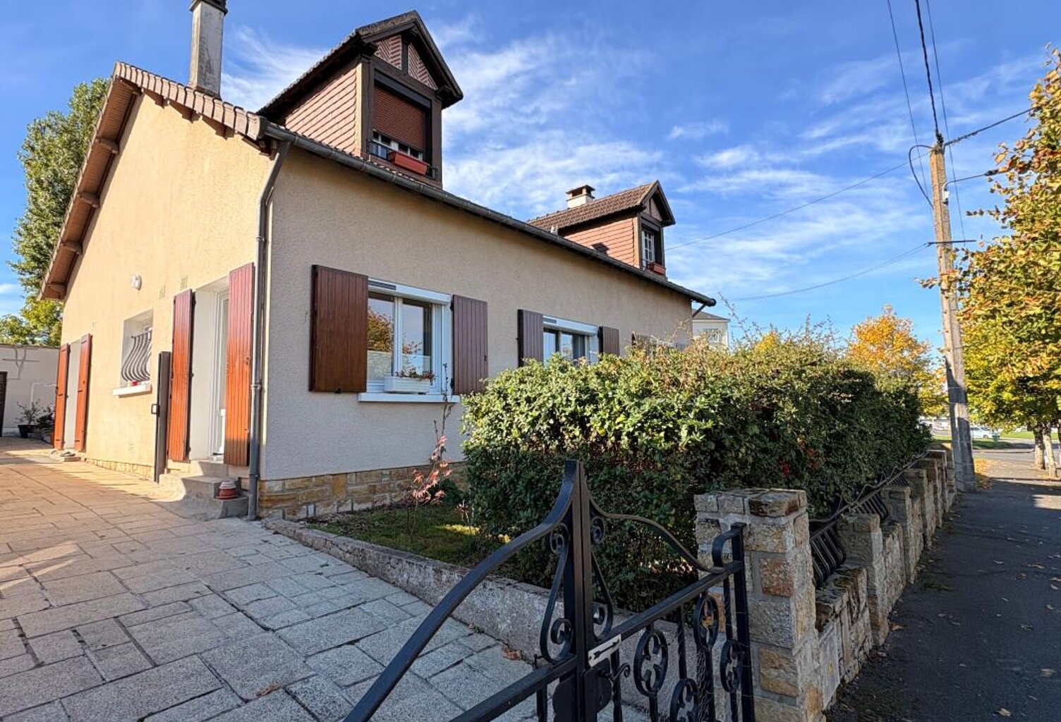 Maison À Vendre — photo 1