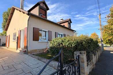 Maison 5 pièces 215250 €