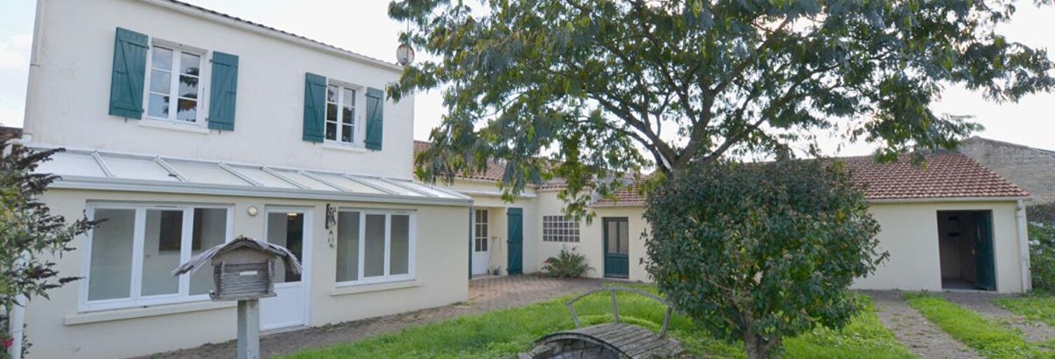 Maison 6 Pièces 141 m² à vendre à Saint-Michel-en-l'Herm (85580)