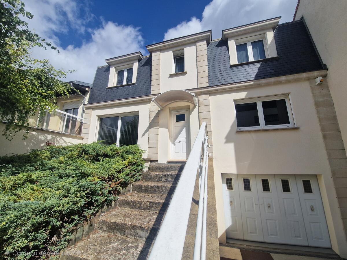 Villa / Maison  T6 à vendre Suresnes 92150