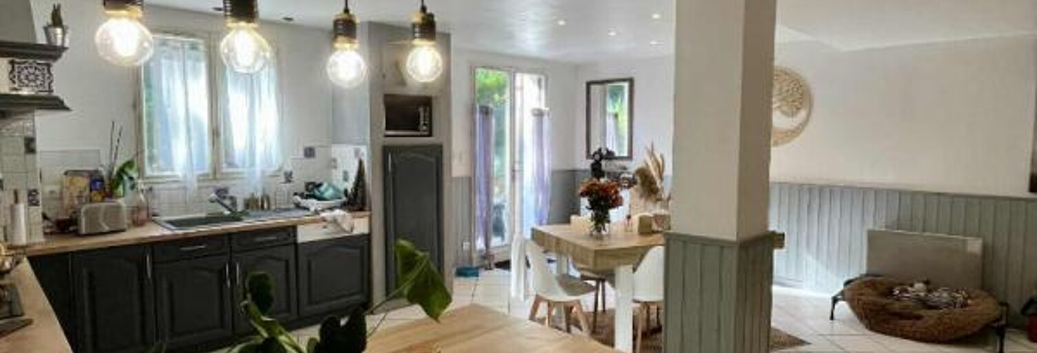 Maison 5 Pièces 130 m² à vendre à Château-l'Évêque (24460)