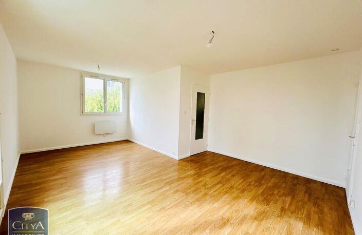 Vente appartement 3 pièces 68 m² Châteauroux (36000) — photo 3
