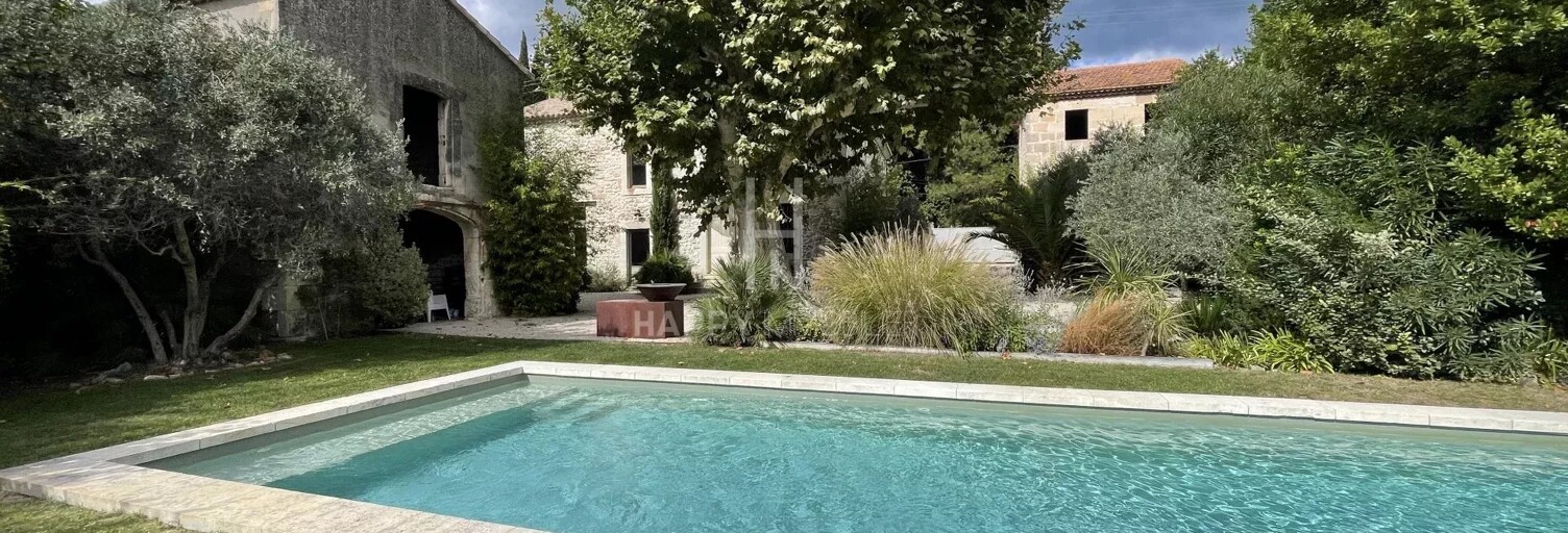 Maison 8 Pièces 242 m² à vendre à Maussane-les-Alpilles (13520)