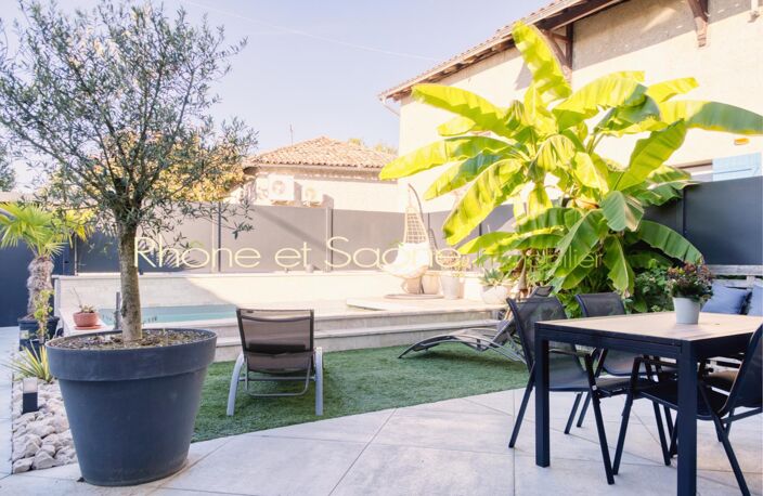 Vente maison 4 pièces 131 m² Fareins (01480) — photo 2