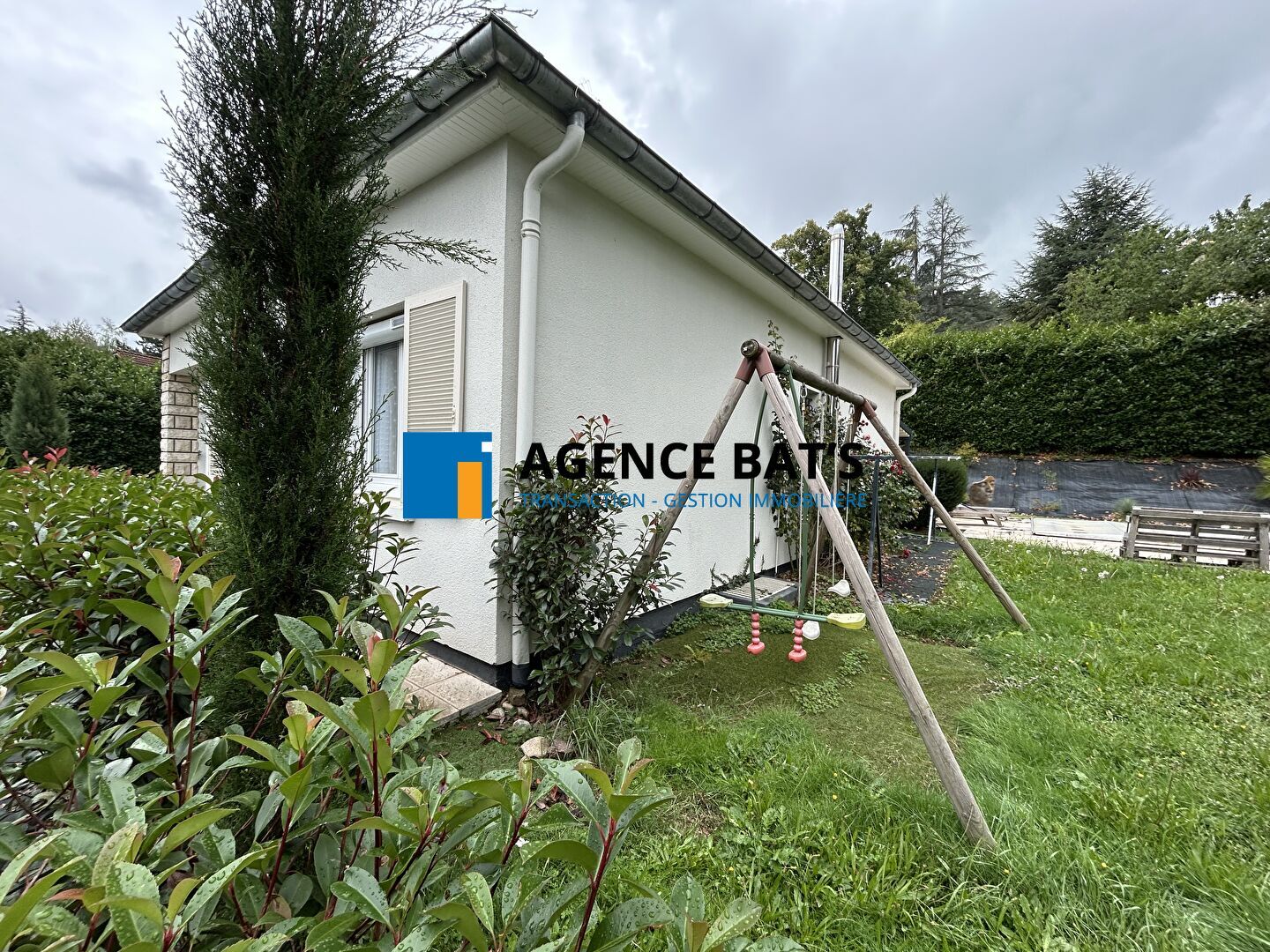 Photo Maison Saint Genest Lerpt 5 pièce(s) 160 m2 image 3/3