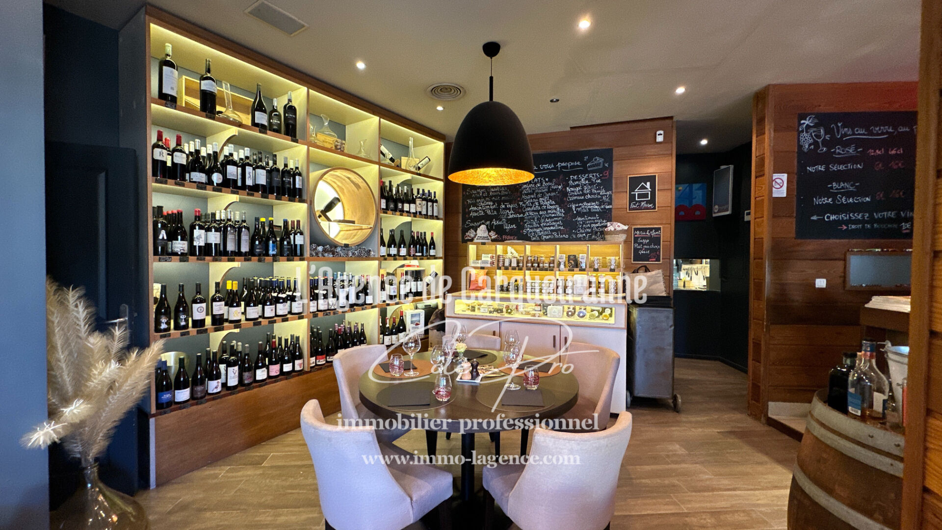 Local commercial  T5 à vendre Hyères 83400