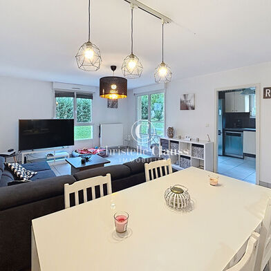 Appartement 3 pièces 239900 €