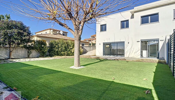 Villa / Maison 4 pièces  à louer Marseille 13eme 13013