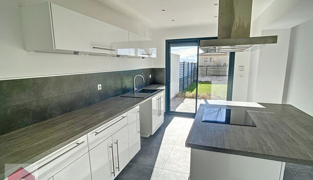 Villa / Maison 4 pièces  à louer Marseille 13eme 13013