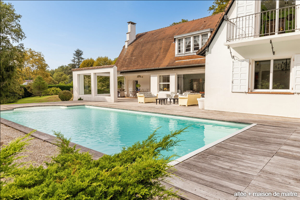 Villa / Maison  T9 à vendre Lourdes 65100