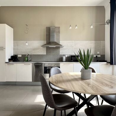 Appartement 1 pièces 210000 €