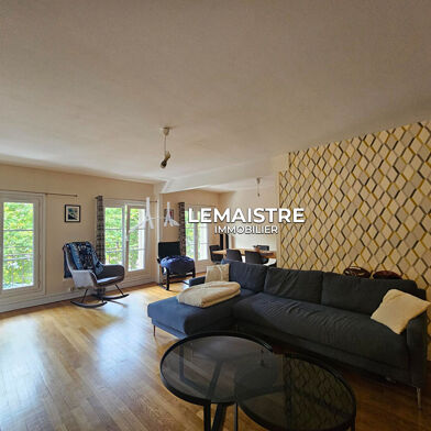 Appartement 5 pièces 236000 €