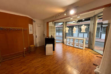 Commerce  475000 €