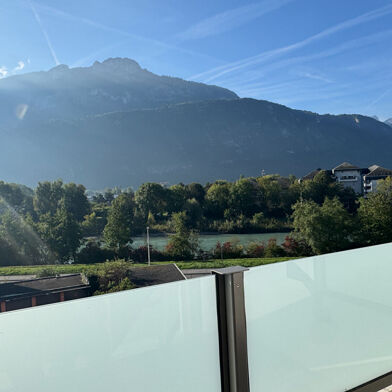 Appartement 4 pièces 305950 €