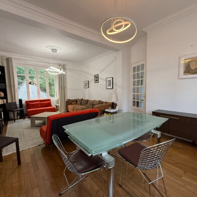 Appartement 3 pièces 770 €