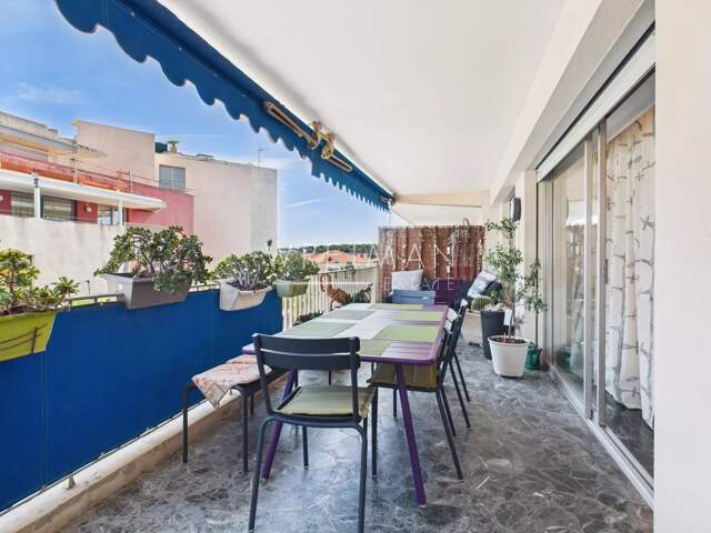 Appartement 3 pièces avec aperçu mer près de la plage - Antibes — photo du bien