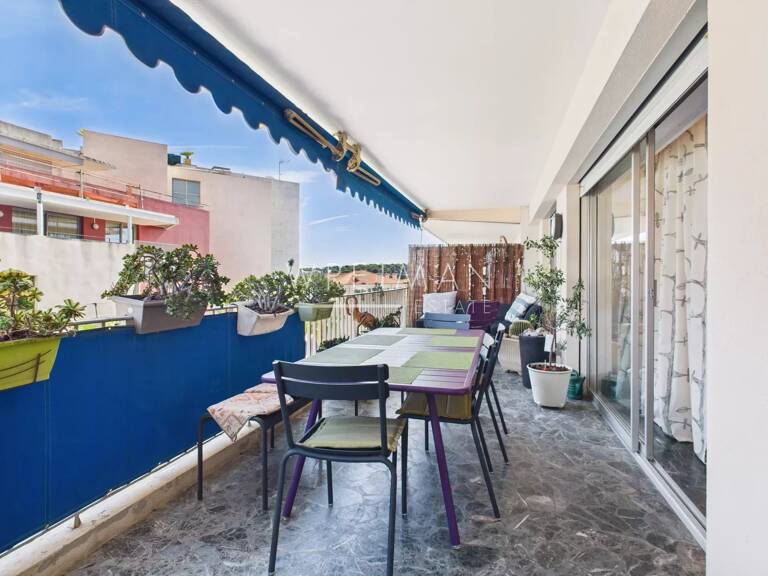 Appartement 3 pièces avec aperçu mer près de la plage - Antibes — photo 1