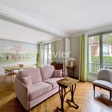 Appartement 3 pièces 2296 €