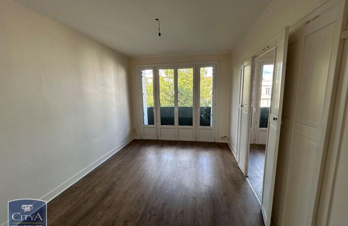 Location appartement 3 pièces 70 m² à Tours (37000) — photo 3