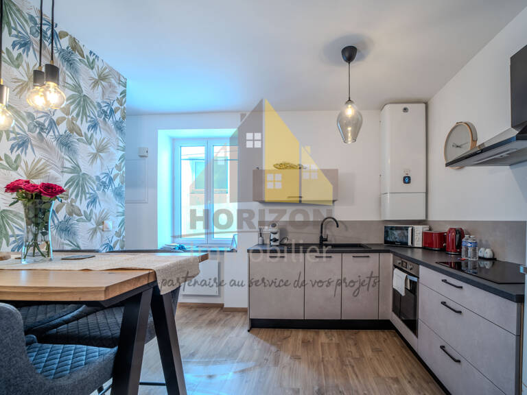 Ensemble immobilier au coeur de Lons-le-Saunier — photo 1