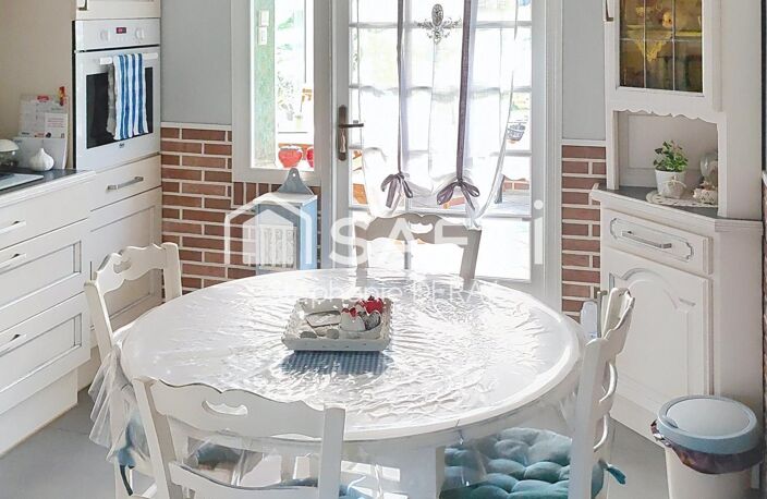 Maison familiale avec jardin et sous-sol — photo 4