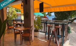 Commerce  110 m² à vendre à Sainte-Luce (97228)