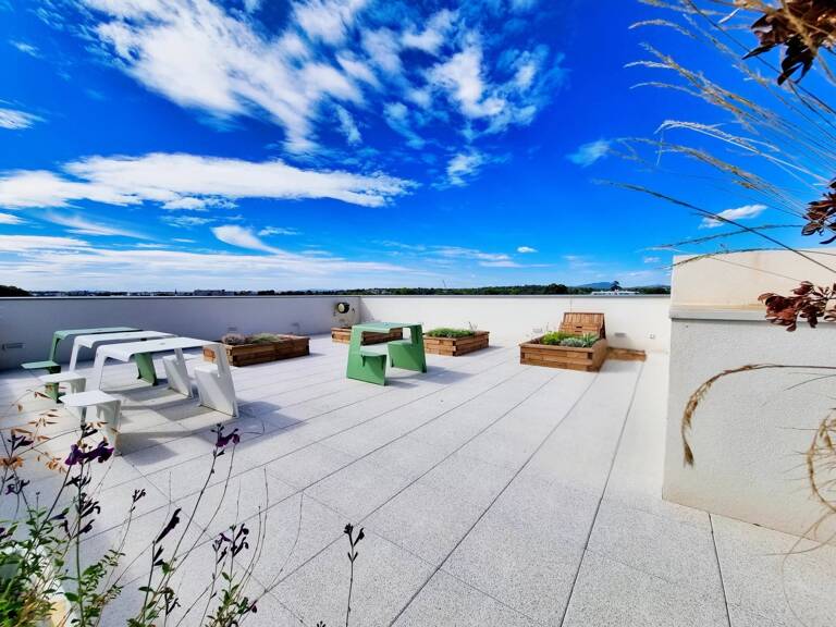 Appartement traversant de 5 Pièces en duplex (94 m²) avec Terrasse à Montpellier — photo 1
