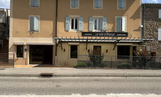 Commerce  297 m² à louer à Saint-Romain-d'Ay (07290)