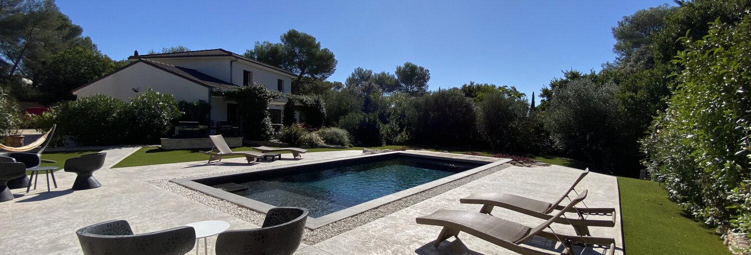 Maison 7 Pièces 200 m² à vendre à Nîmes (30900)