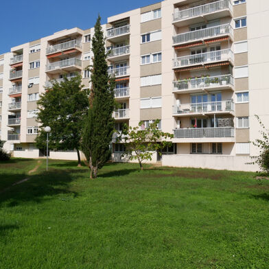 Appartement 4 pièces 219000 €