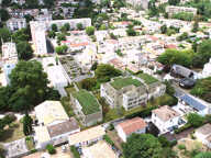 
        Appartement

        (3 à 4 pièces)

        (80 à 102 m²)
       — photo 3