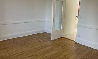 Maison  77 m² à louer à Sathonay-Camp (69580)