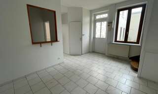 Maison  77 m² à louer à Sathonay-Camp (69580)