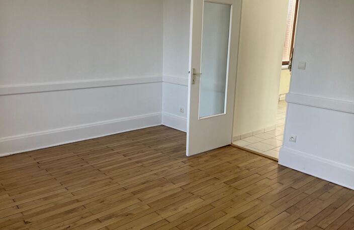 Location maison  77 m² à Sathonay-Camp (69580) — photo 4