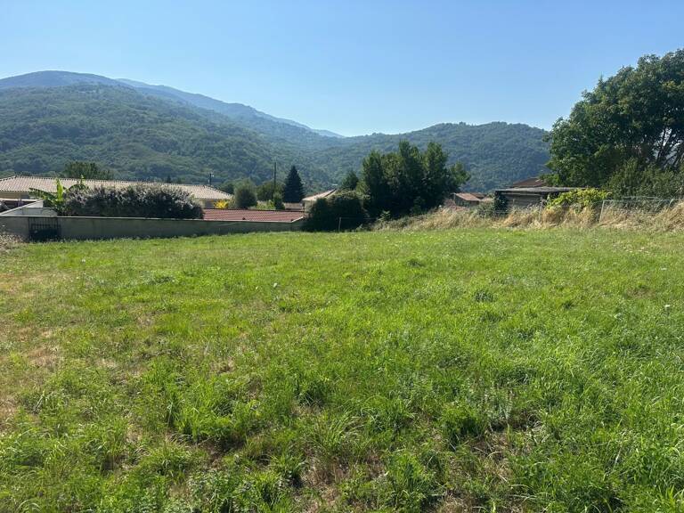 Terrain — photo 1